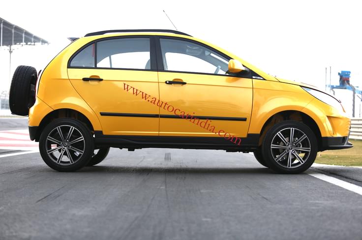 The concept gets a slightly raised suspension(25mm). The concept gets a slightly raised suspension(25mm).